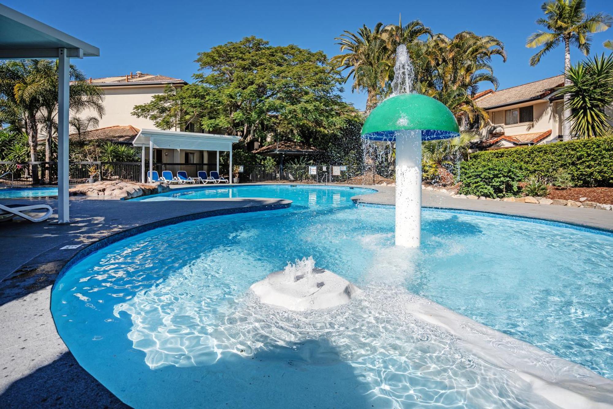 Turtle Beach Resort Mermaid Beach ภายนอก รูปภาพ